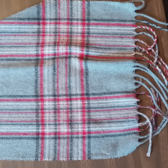 Unbranded Grey Plaid Scarf - Picture 2 of 3